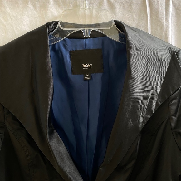 Gorgeous Women's/Juniors Satin Trench Coat Jacket Size: Medium - Picture 5 of 10